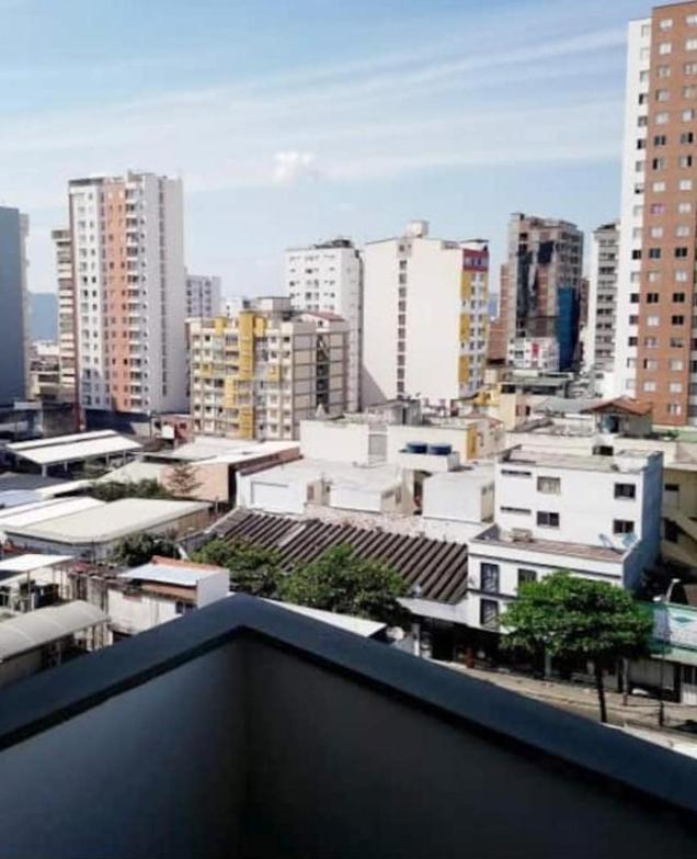 Confortable Y Tranquilo Aparta Suite En El Corazon De Bucaramanga, Exterior Con Hermosa Vista Sobre La Ciudad Exterior photo