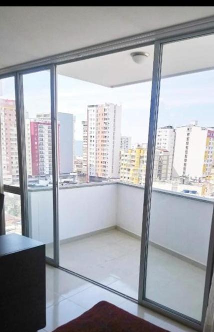 Confortable Y Tranquilo Aparta Suite En El Corazon De Bucaramanga, Exterior Con Hermosa Vista Sobre La Ciudad Exterior photo