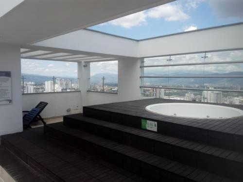 Confortable Y Tranquilo Aparta Suite En El Corazon De Bucaramanga, Exterior Con Hermosa Vista Sobre La Ciudad Exterior photo